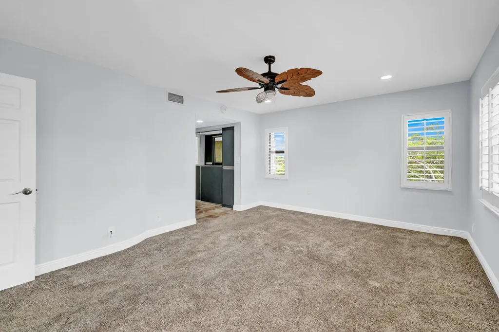 330 SE 20th Avenue Deerfield Beach FL 33441