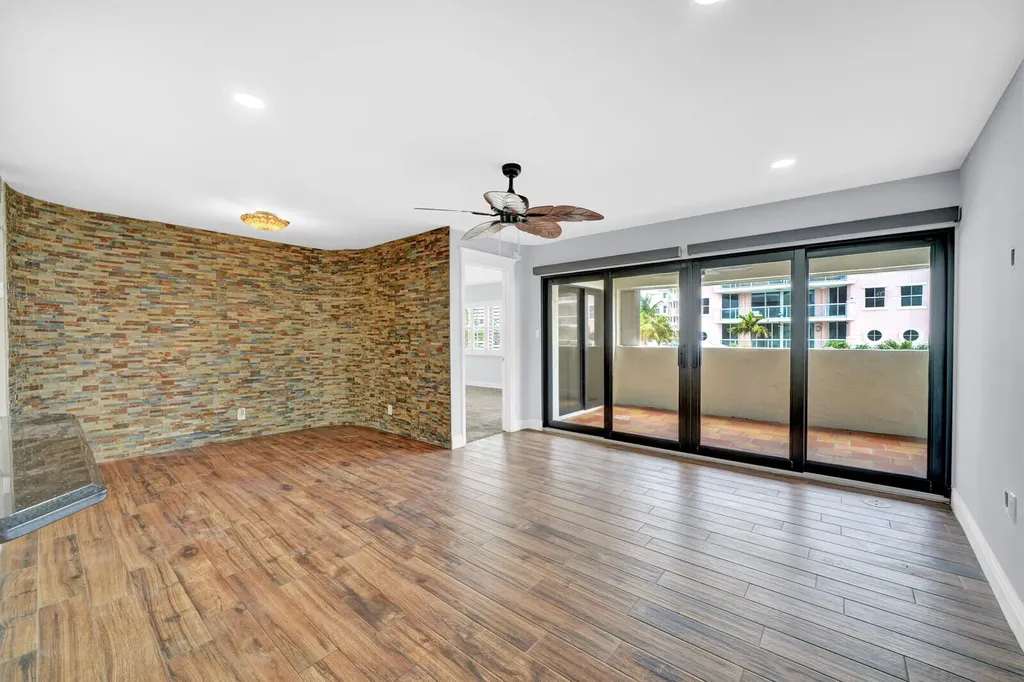 330 SE 20th Avenue Deerfield Beach FL 33441