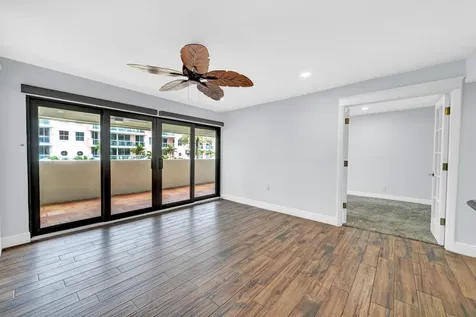 330 SE 20th Avenue Deerfield Beach FL 33441