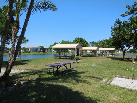48 Stratford D West Palm Beach FL 33417