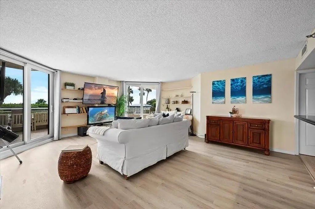 176 Helios Drive Jupiter FL 33477