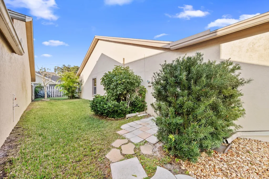 13011 Blue Lake Drive Wellington FL 33414