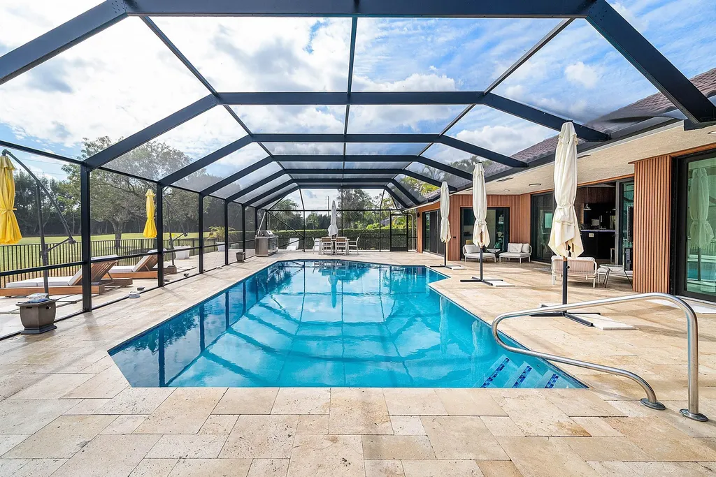 Boca Raton FL, 10710 Boca Woods Lane