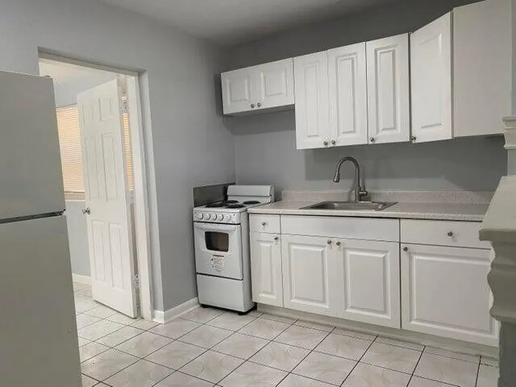 520 52nd Street West Palm Beach FL 33407