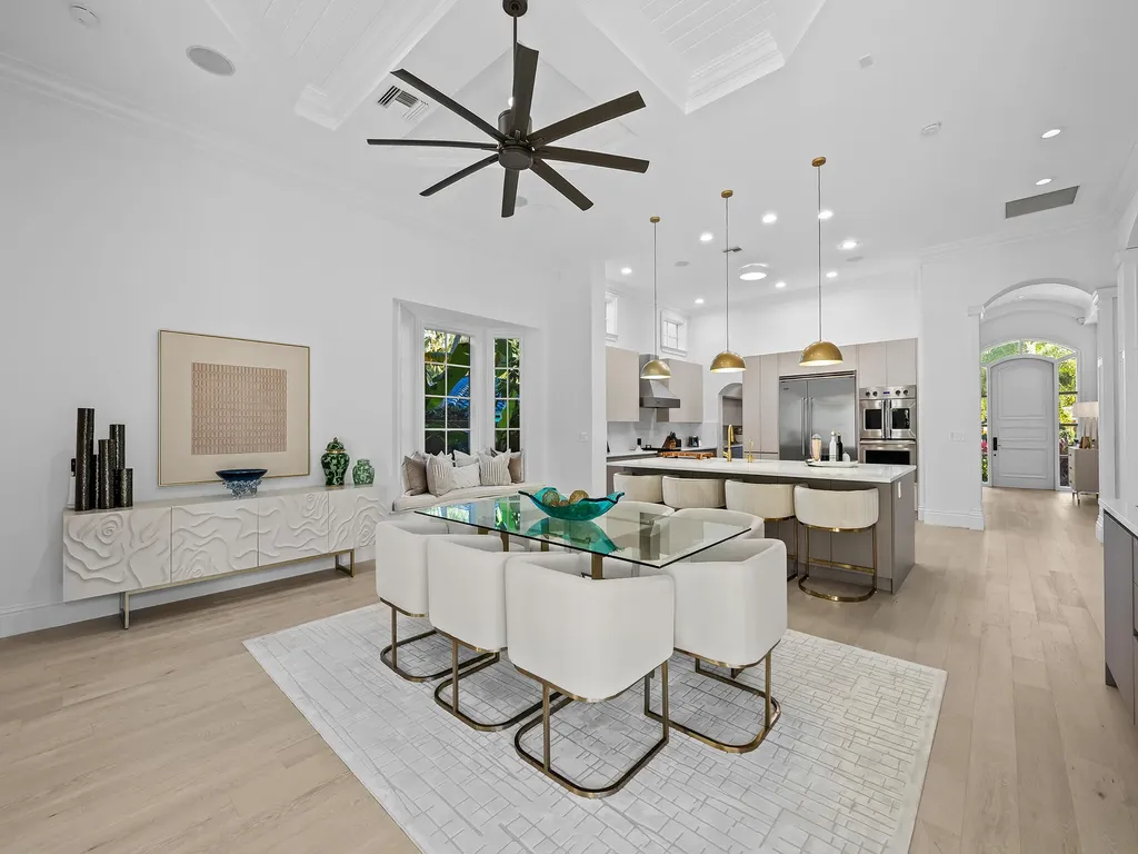 1025 Vista Del Mar Drive N Delray Beach FL 33483