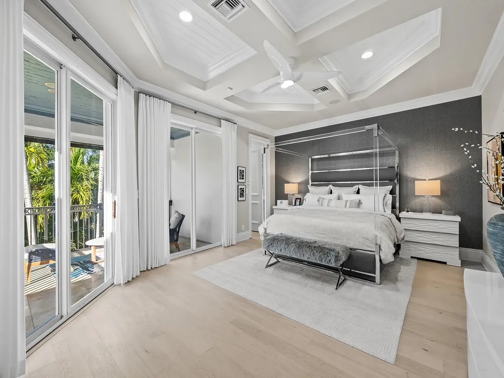 1025 Vista Del Mar Drive N Delray Beach FL 33483