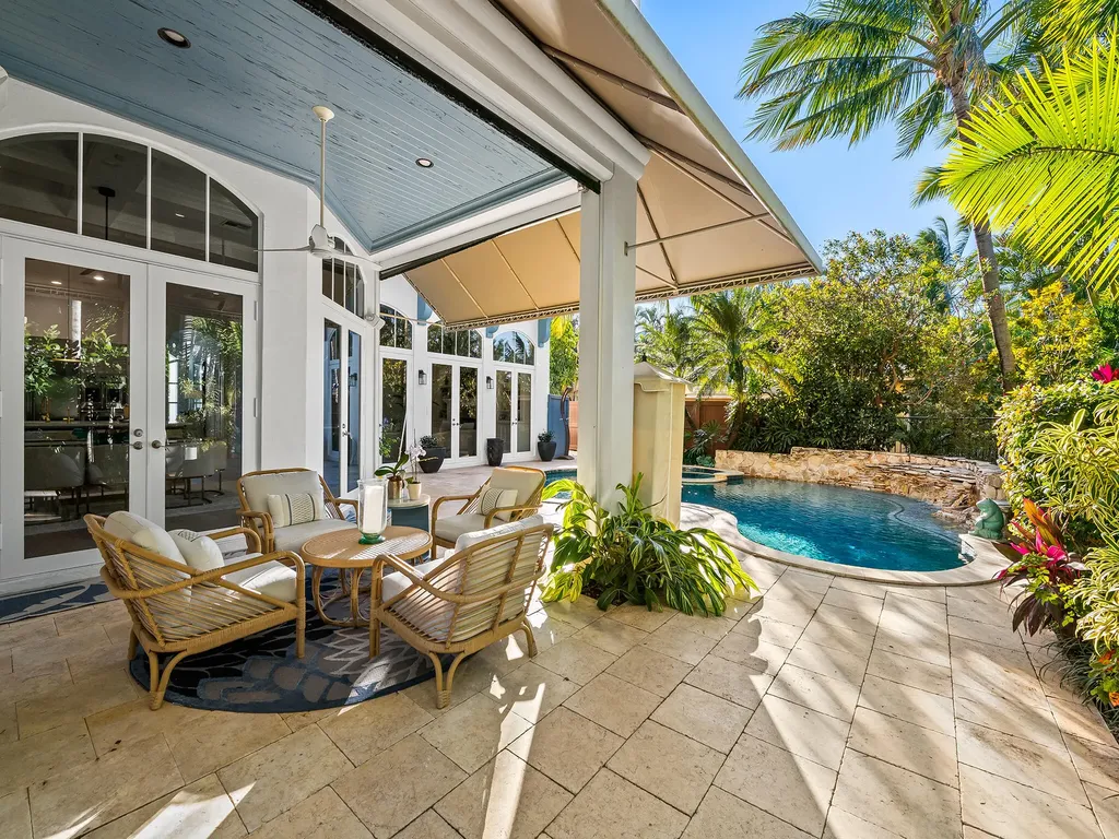 1025 Vista Del Mar Drive N Delray Beach FL 33483