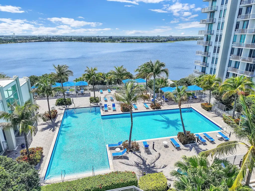 300 S Australian Avenue West Palm Beach FL 33401
