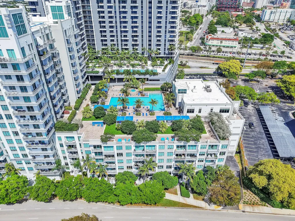 300 S Australian Avenue West Palm Beach FL 33401