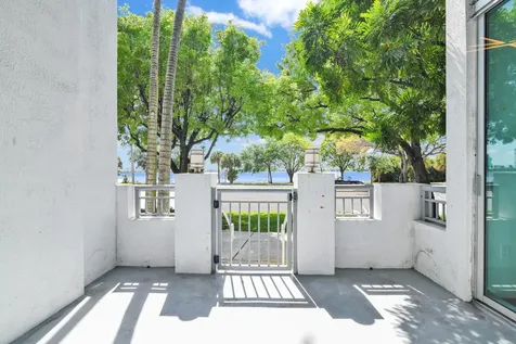 300 S Australian Avenue West Palm Beach FL 33401