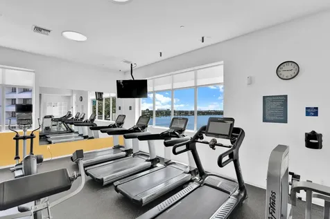 300 S Australian Avenue West Palm Beach FL 33401