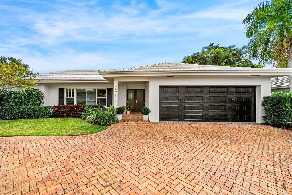 830 Tangerine Way Gulf Stream FL 33483