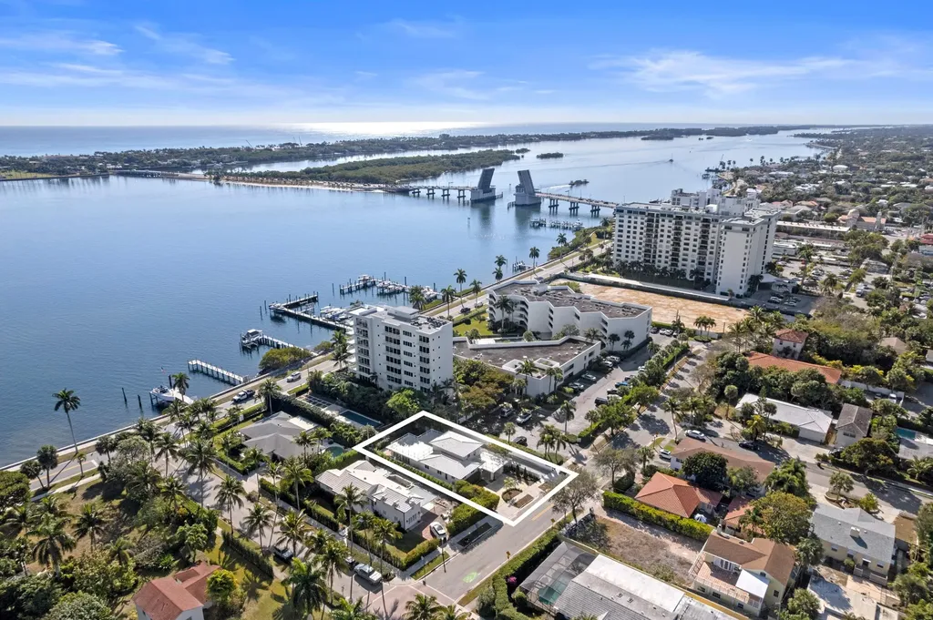 3608 Washington Road West Palm Beach FL 33405
