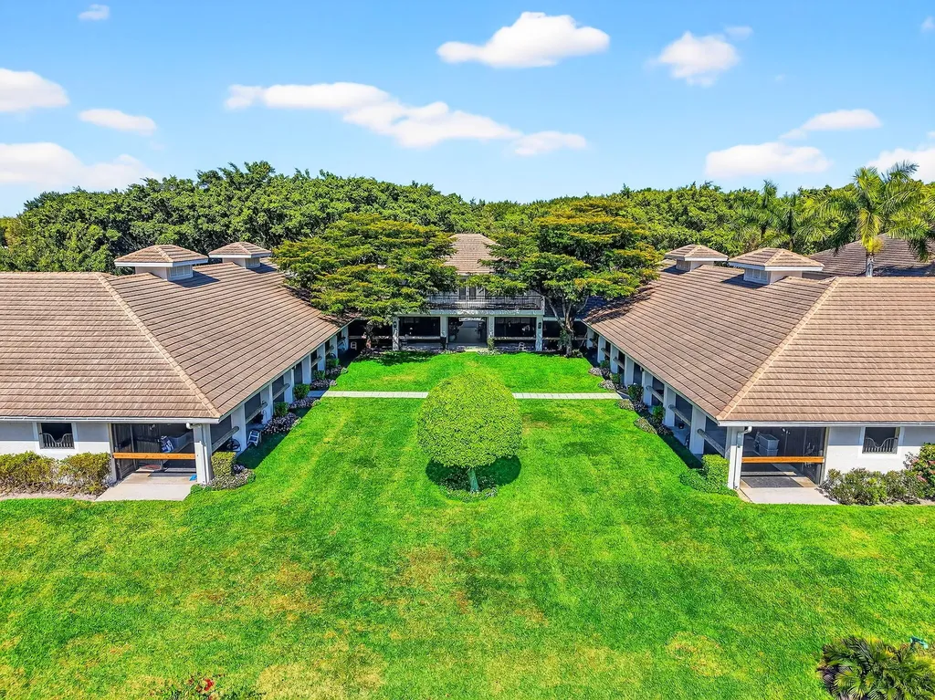 3405 Olde Hampton Drive Wellington FL 33414