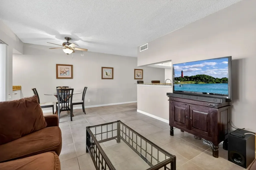 1605 S Us Highway 1 Jupiter FL 33477