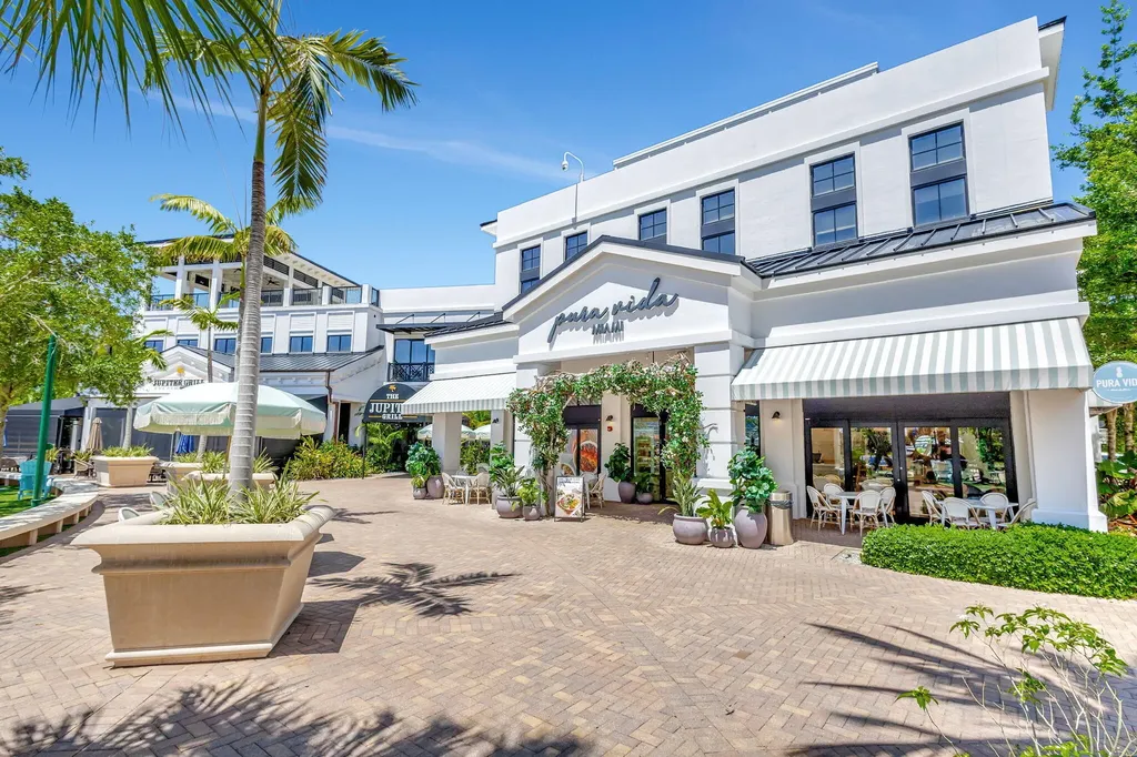 1605 S Us Highway 1 Jupiter FL 33477