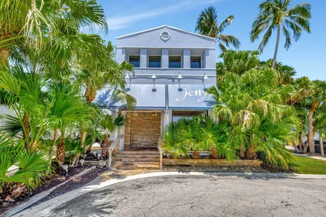 1605 S Us Highway 1 Jupiter FL 33477