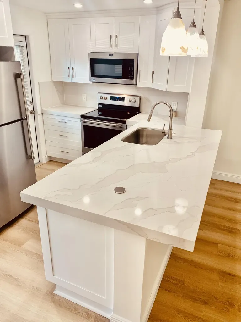 2121 NE 1st Court Boynton Beach FL 33435