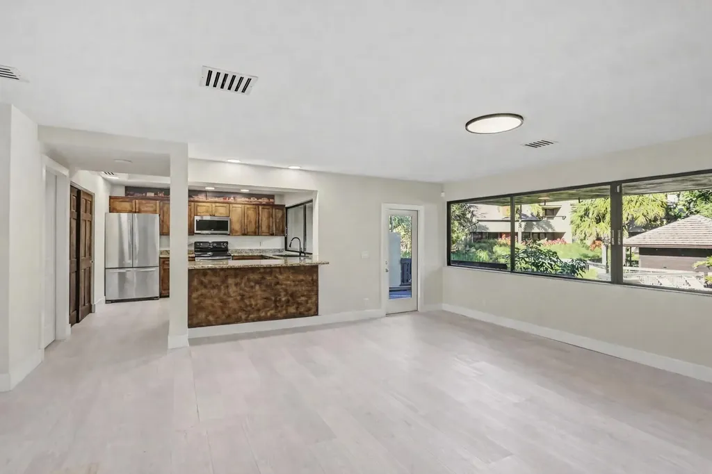738 St Albans Drive Boca Raton FL 33486