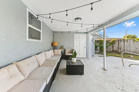 6491 Mackinac Road Lake Worth FL 33462