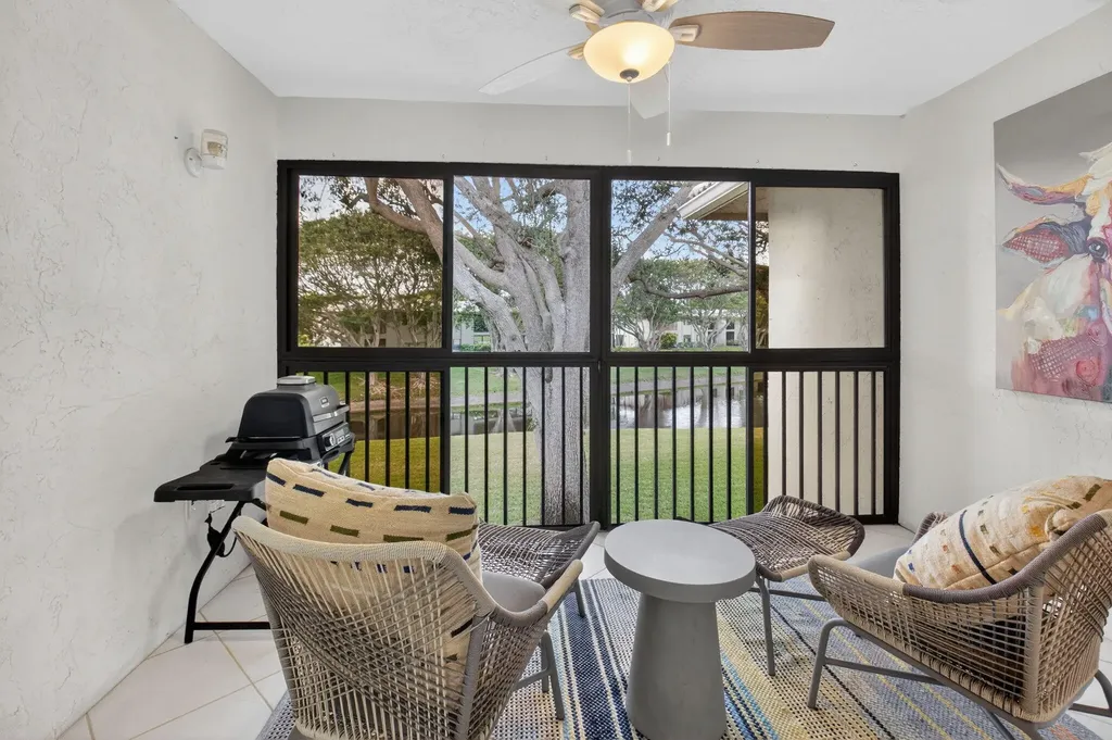 17 Stratford Drive Boynton Beach FL 33436