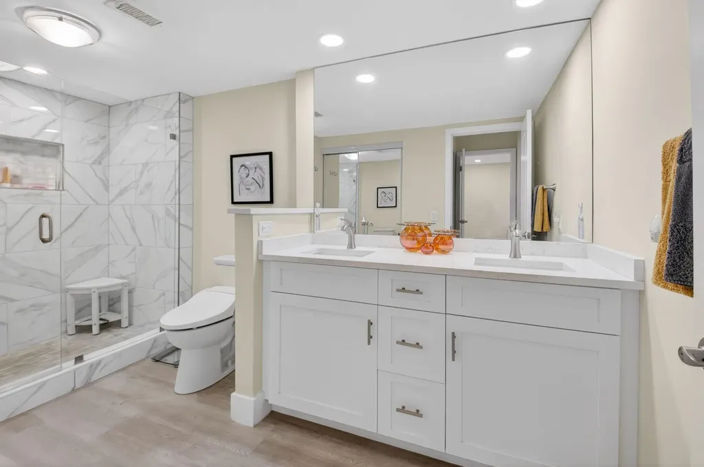 17 Stratford Drive Boynton Beach FL 33436