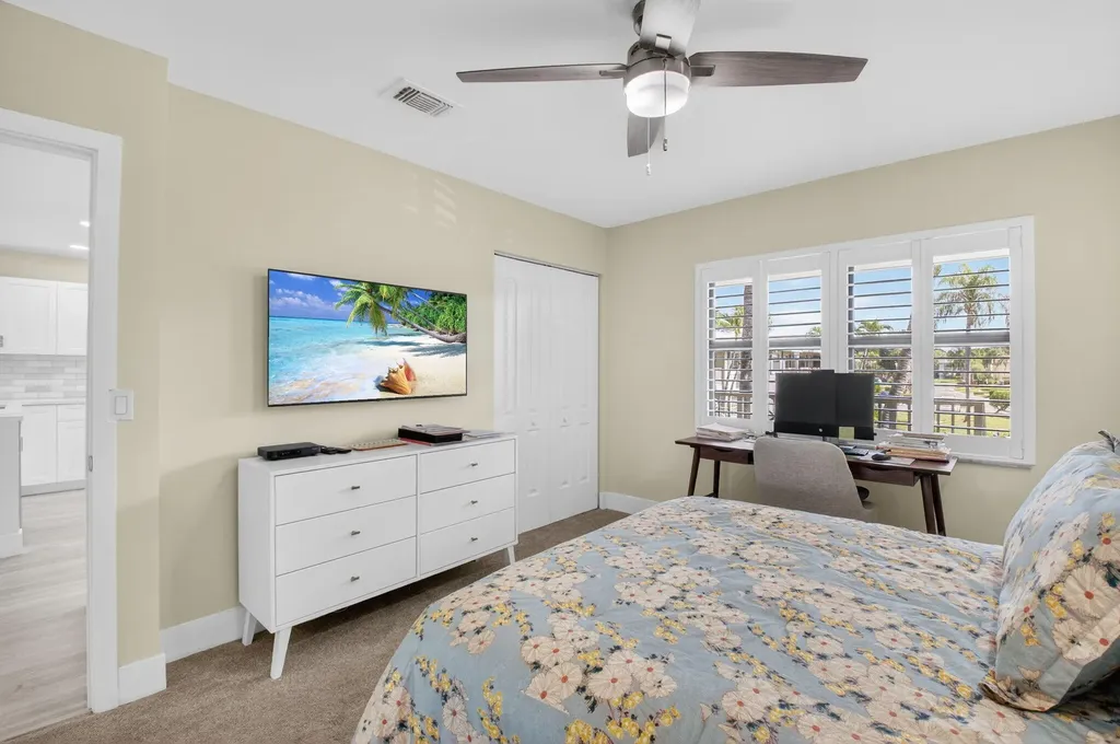 17 Stratford Drive Boynton Beach FL 33436