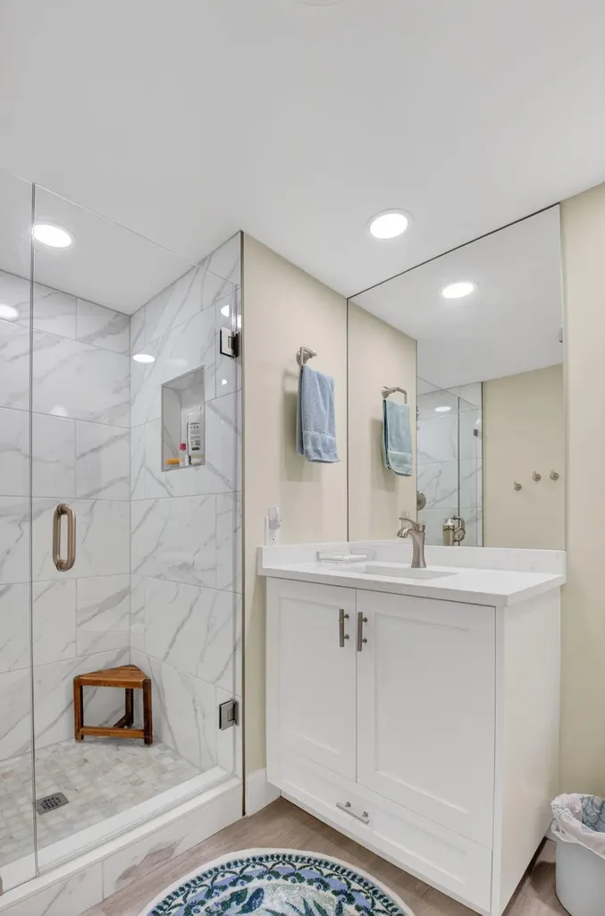 17 Stratford Drive Boynton Beach FL 33436