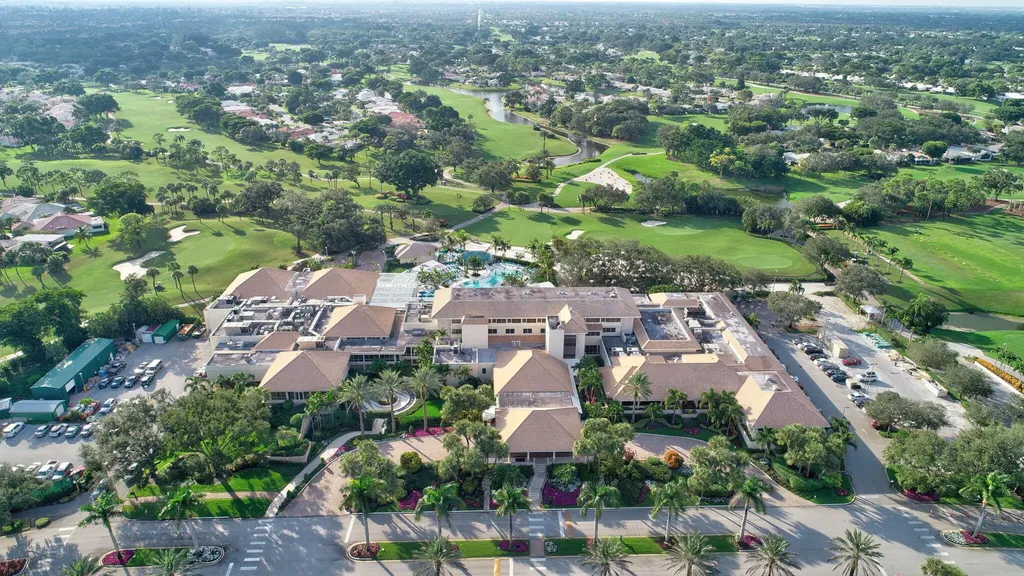 17 Stratford Drive Boynton Beach FL 33436