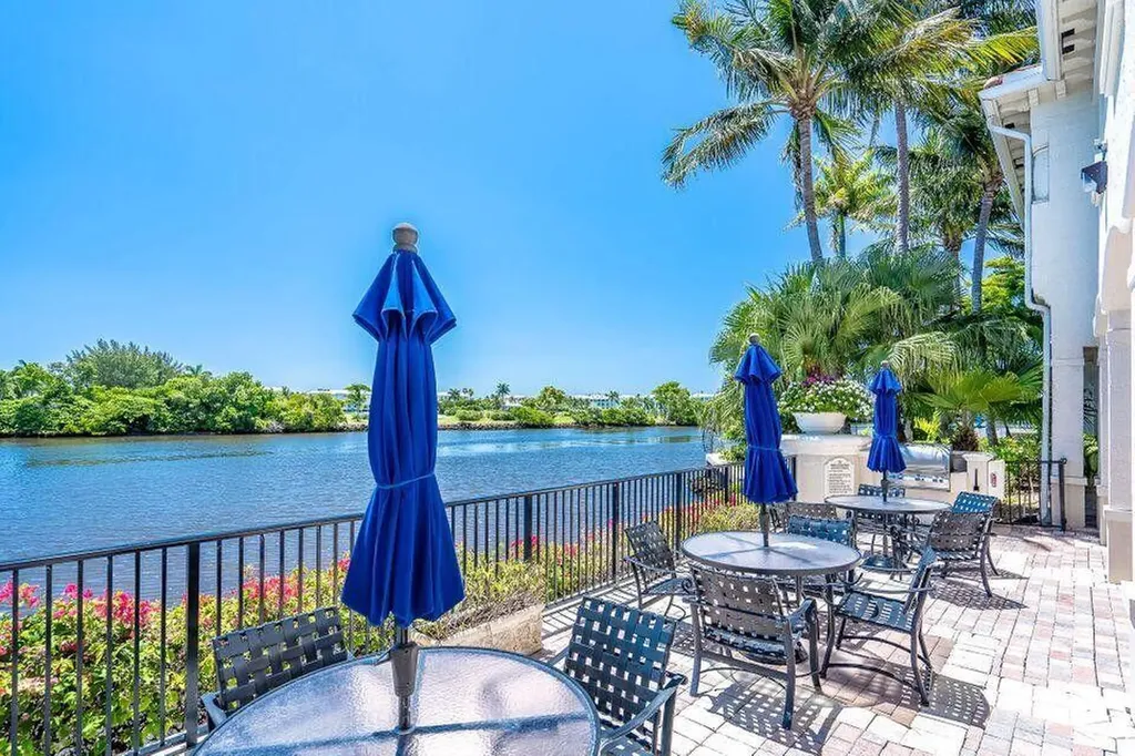 2404 Tuscany Way Boynton Beach FL 33435