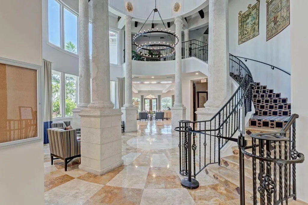 2404 Tuscany Way Boynton Beach FL 33435