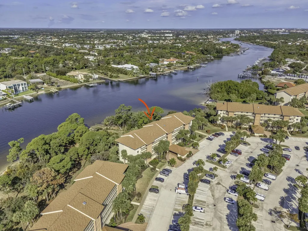 1901 Marina Isle Way Jupiter FL 33477