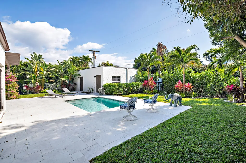 206 Greymon Drive West Palm Beach FL 33405