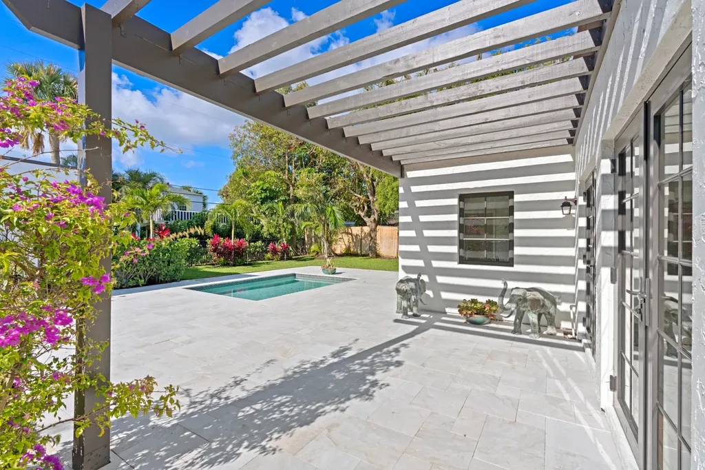 206 Greymon Drive West Palm Beach FL 33405