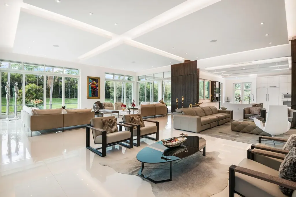 17106 Avenue Le Rivage Boca Raton FL 33496