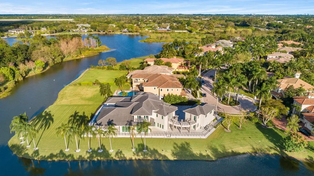 17106 Avenue Le Rivage Boca Raton FL 33496