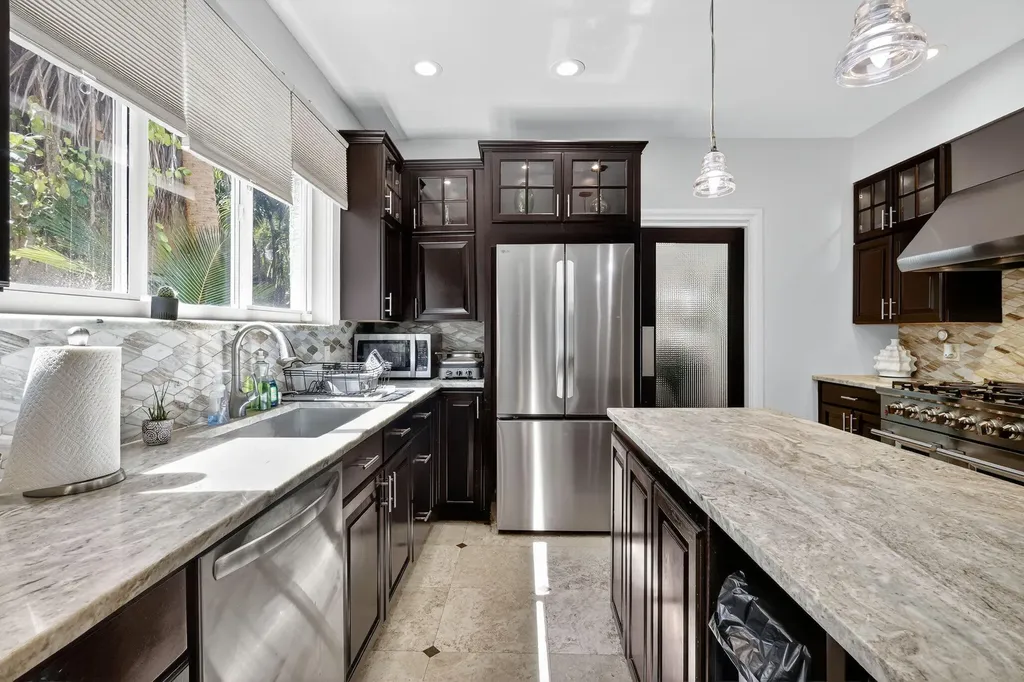 516-520 34th Street West Palm Beach FL 33407