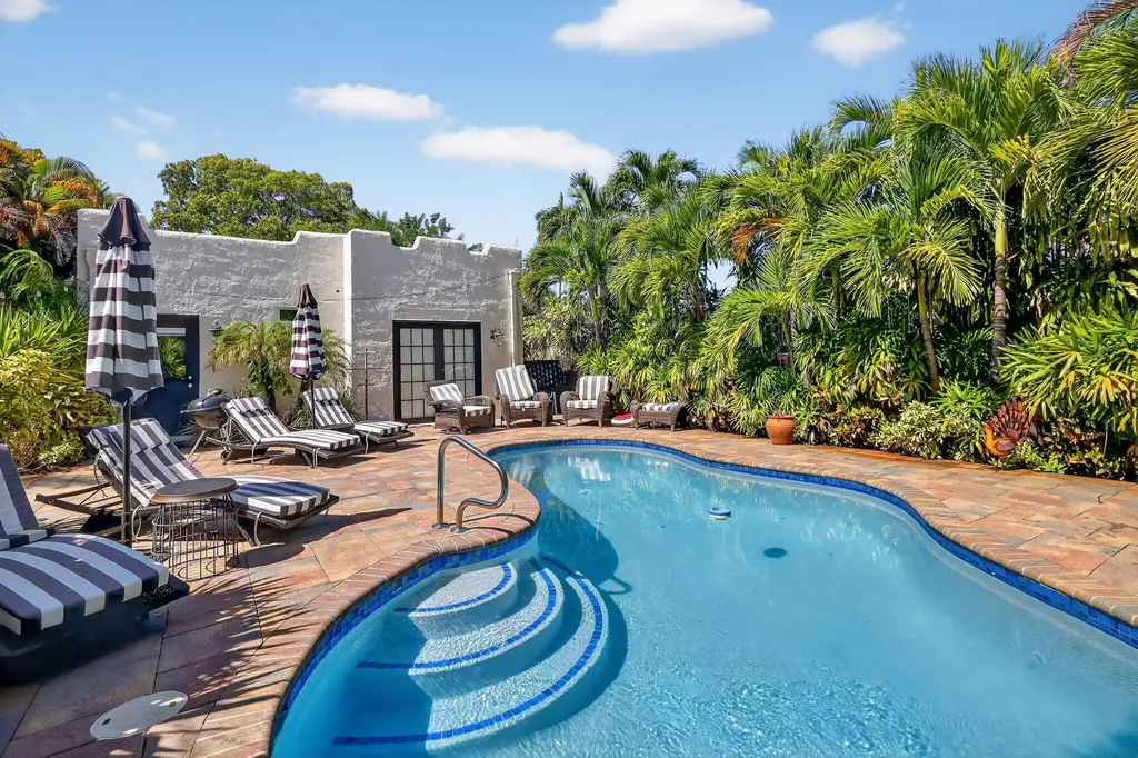 516-520 34th Street West Palm Beach FL 33407