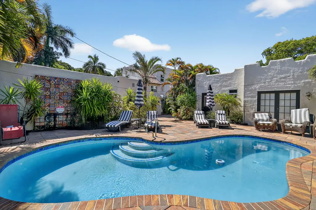 516-520 34th Street West Palm Beach FL 33407