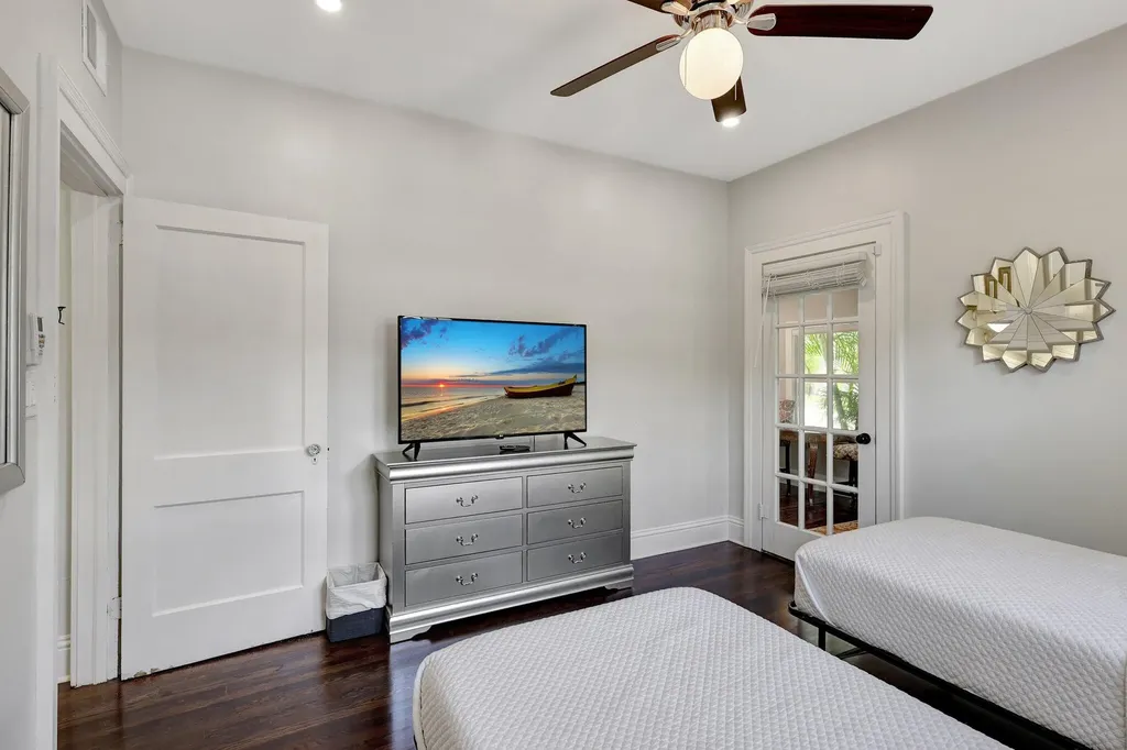 516-520 34th Street West Palm Beach FL 33407