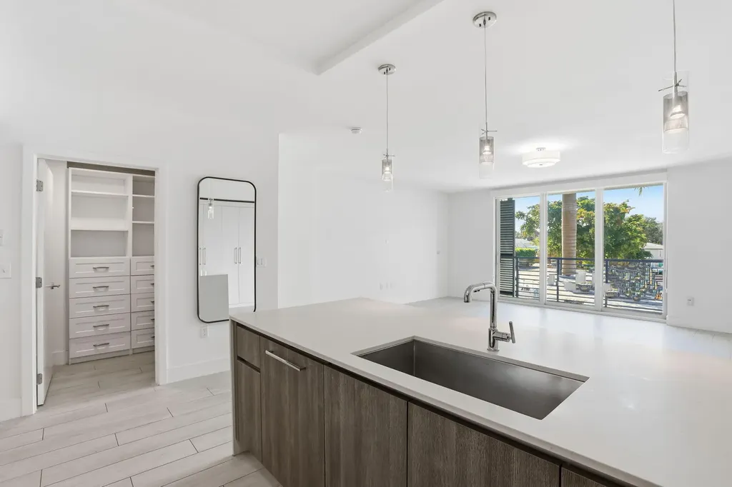 111 SE 1st Avenue Delray Beach FL 33444