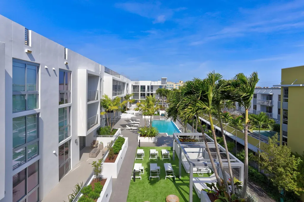 111 SE 1st Avenue Delray Beach FL 33444