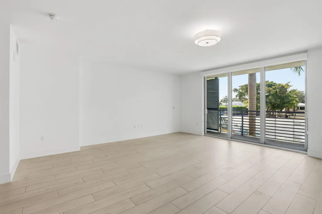 111 SE 1st Avenue Delray Beach FL 33444