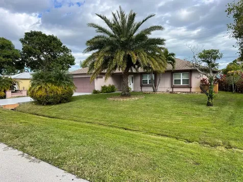 1561 SE Appamattox Terrace Port St Lucie FL 34952