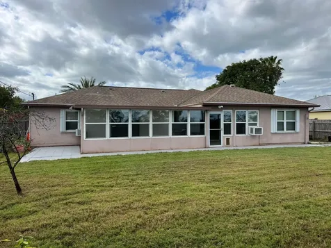 1561 SE Appamattox Terrace Port St Lucie FL 34952