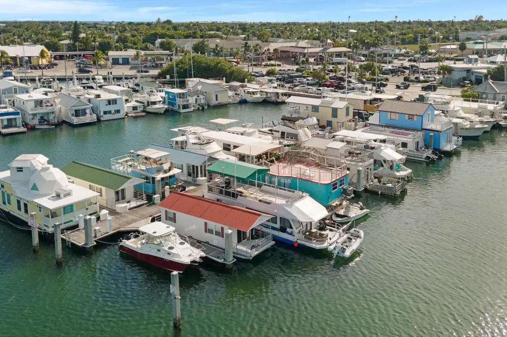 1801 N Roosevelt M-28 Boulevard Key West FL 33040