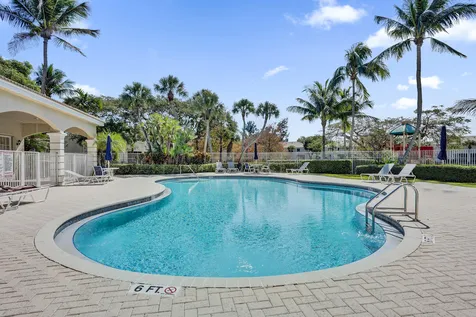 4827 Palmbrooke Circle W West Palm Beach FL 33417