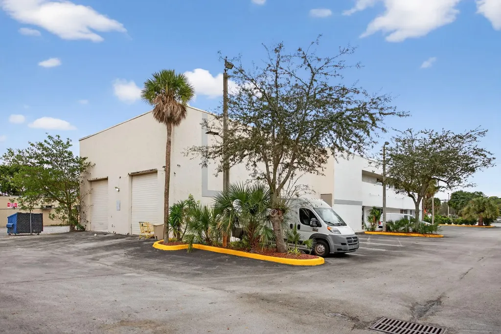 2800 N State 7 Road Margate FL 33063
