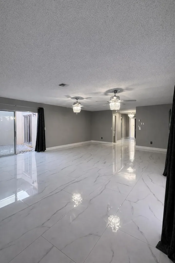 6770 Dupere Lane Lake Worth FL 33467