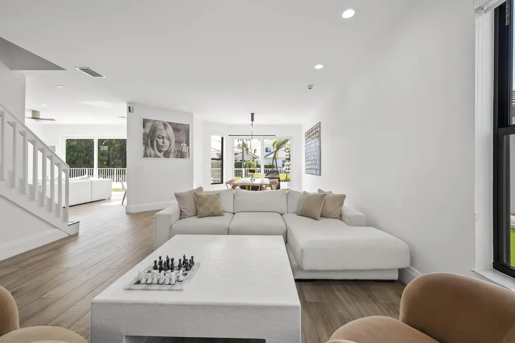 4070 NW 58th Lane Boca Raton FL 33496